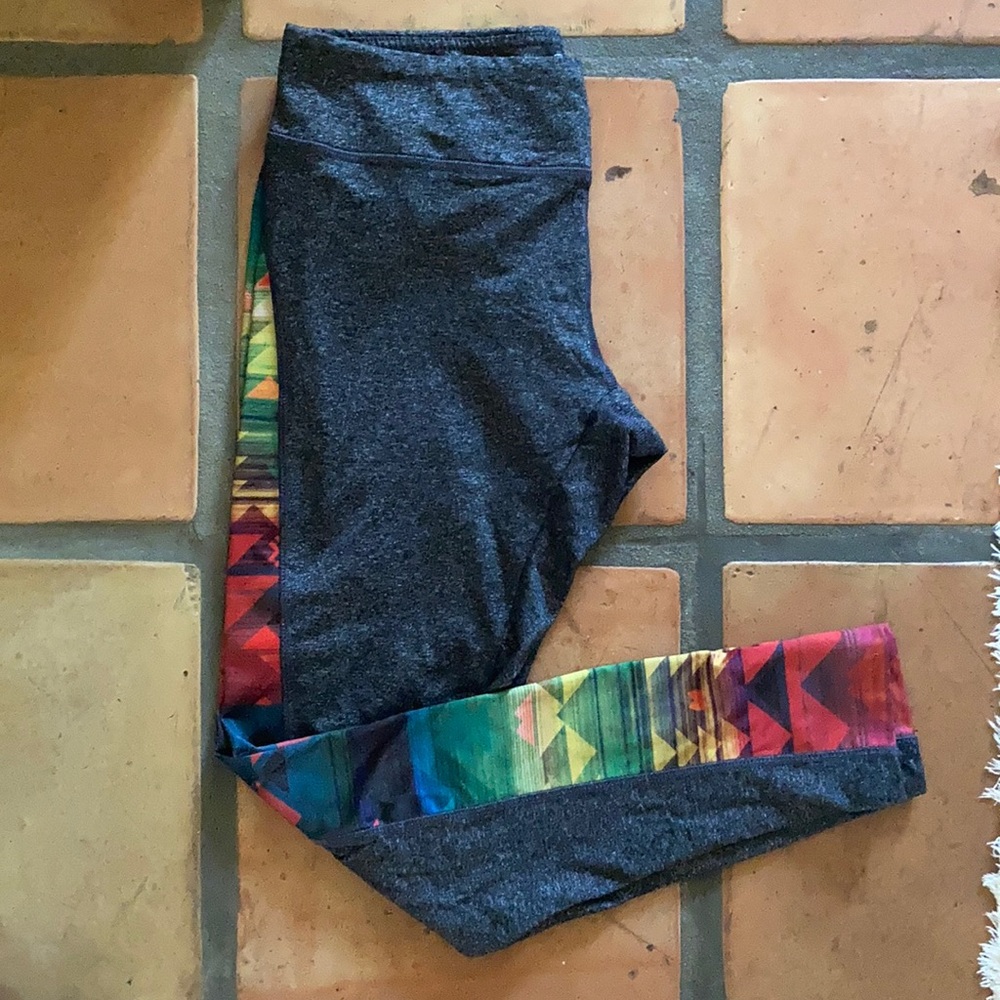 NWOT LulaRoe Jade Colorful Workout Leggings